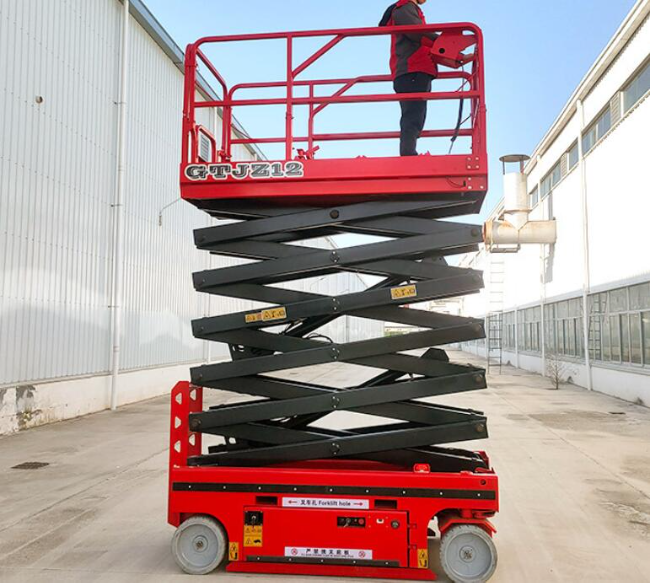 泸州自行走移动式升降机